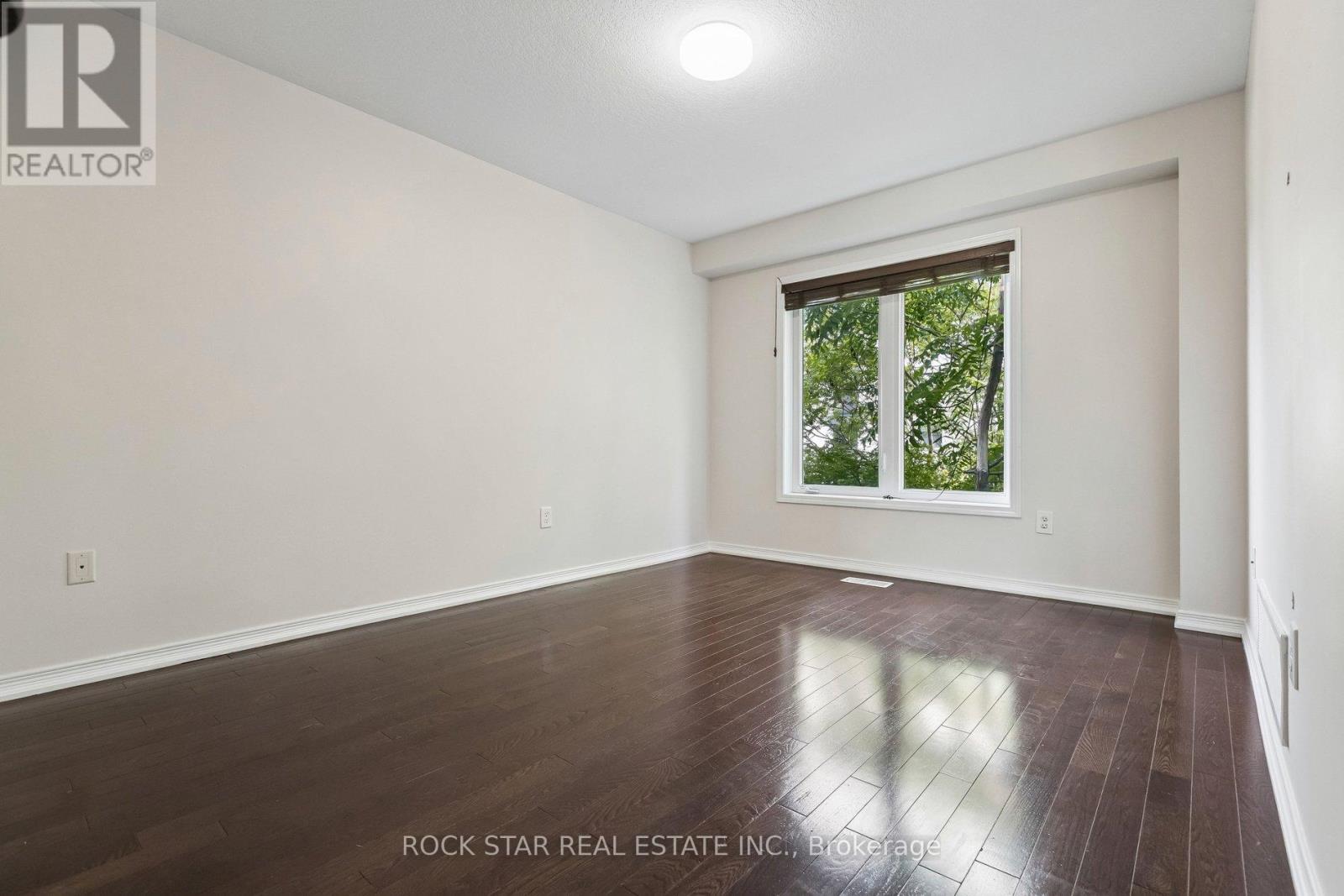 111 BLOOMINGTON DRIVE - 5