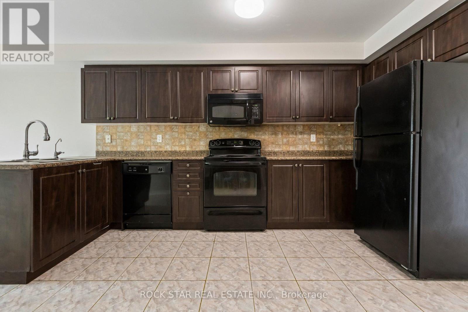 111 BLOOMINGTON DRIVE - 7
