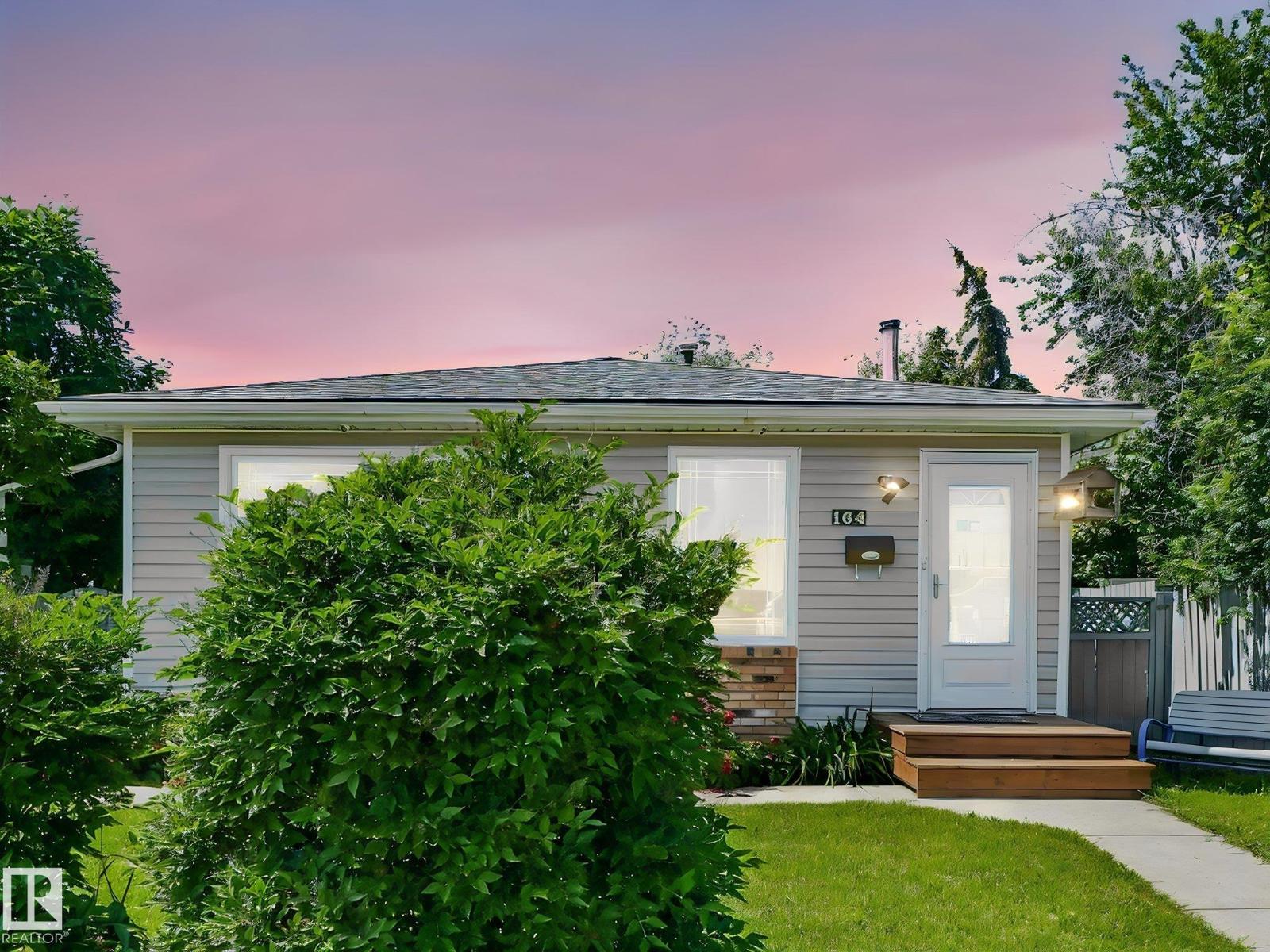 164 WARWICK RD NW - 2