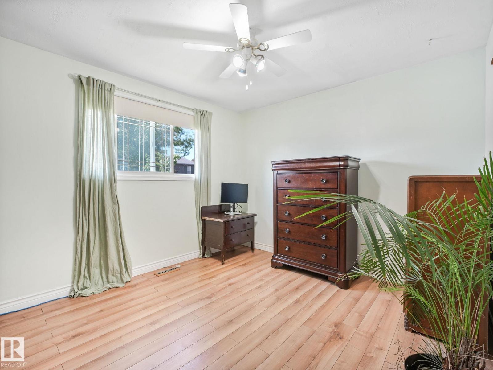 164 WARWICK RD NW - 24