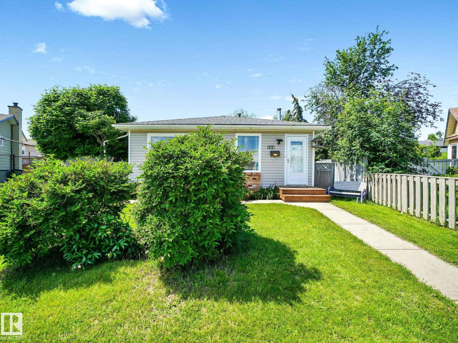 164 WARWICK RD NW - 37