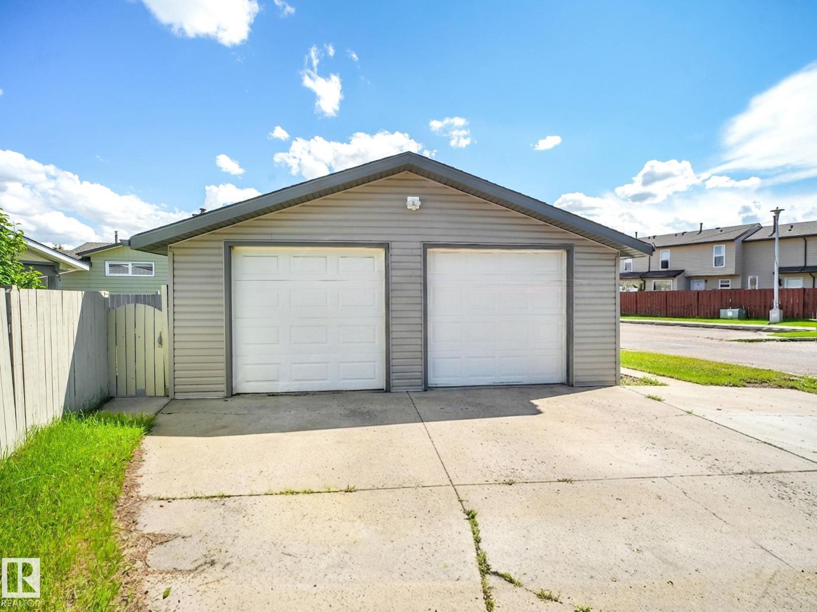 164 WARWICK RD NW - 48