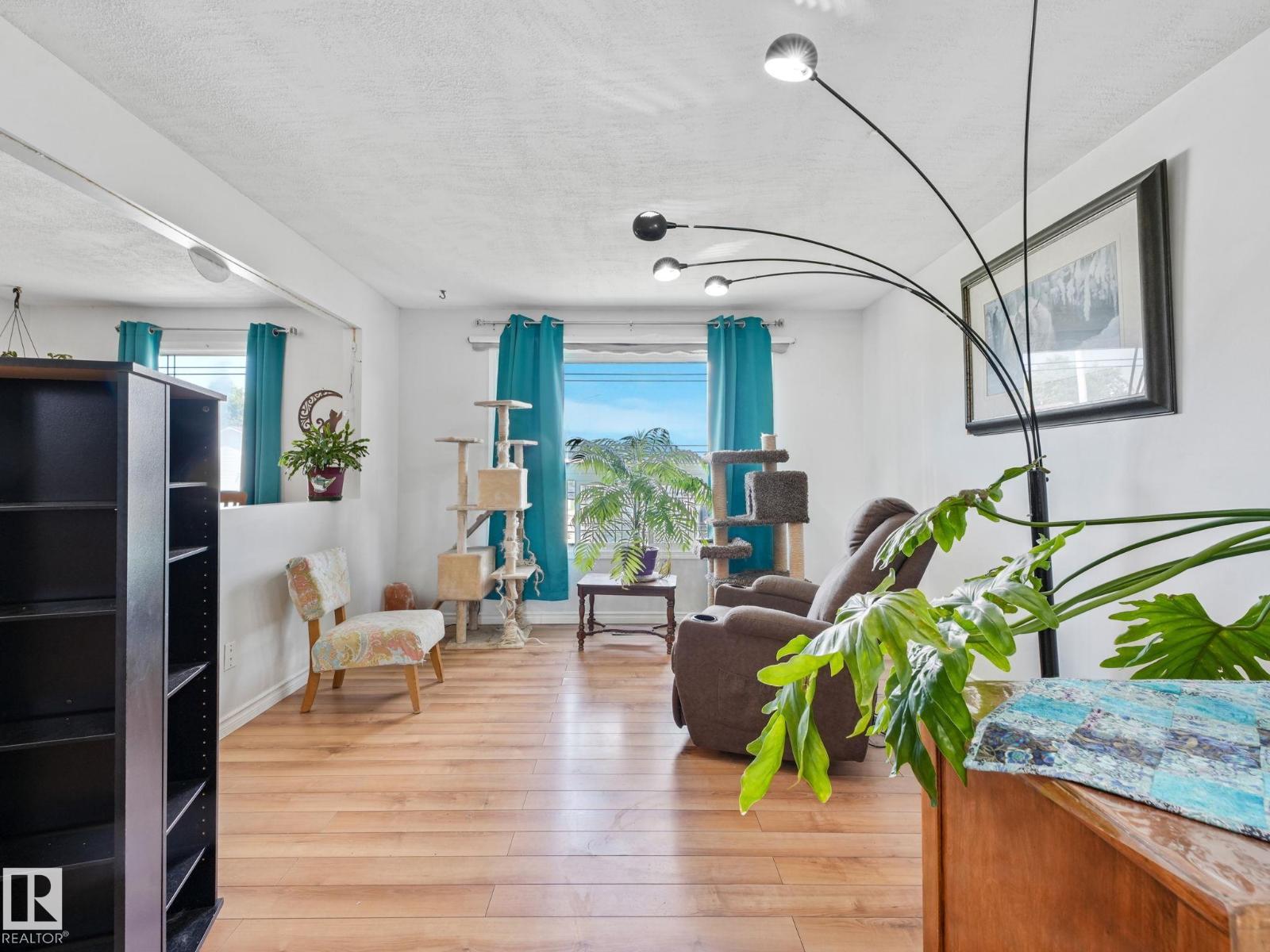 164 WARWICK RD NW - 6