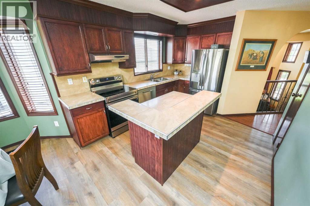 11321 95 Street - 8