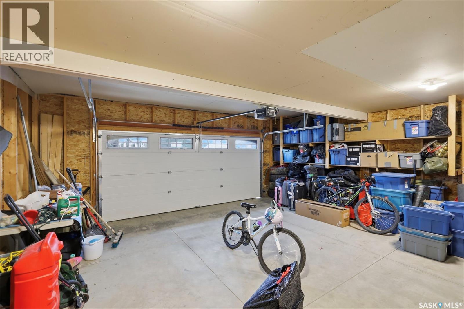359 Underhill BEND - 29