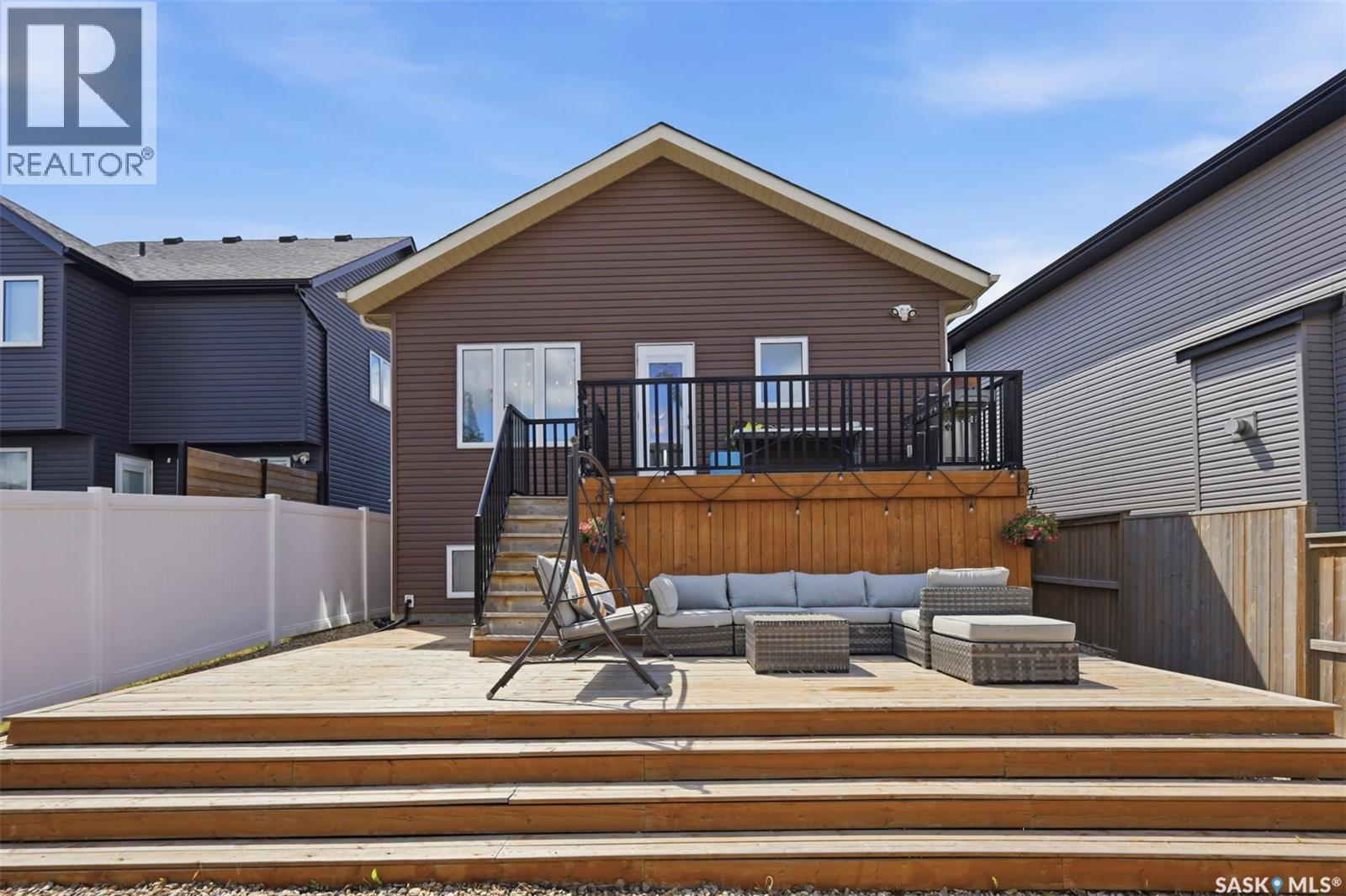 359 Underhill BEND - 35