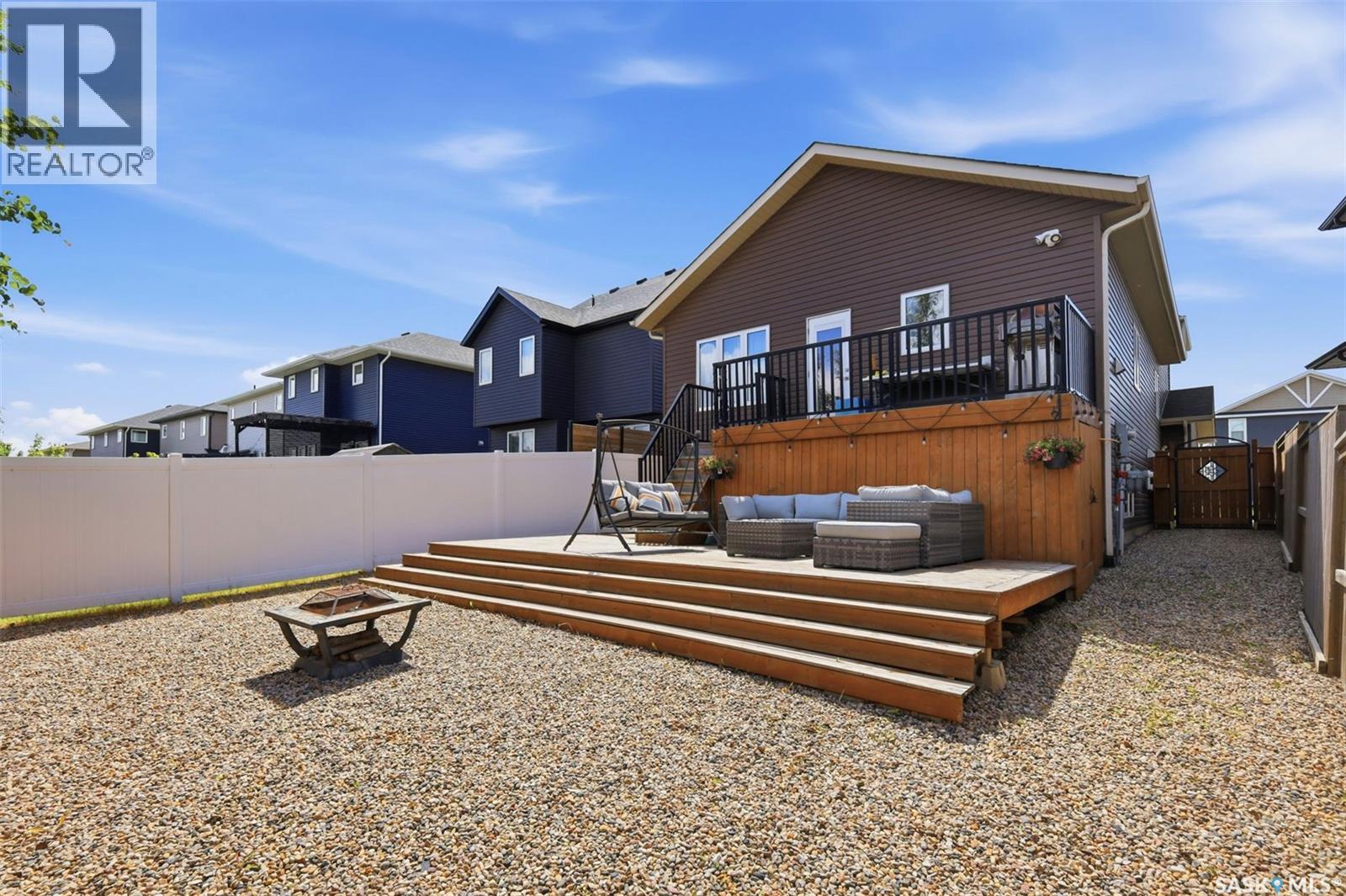 359 Underhill BEND - 36