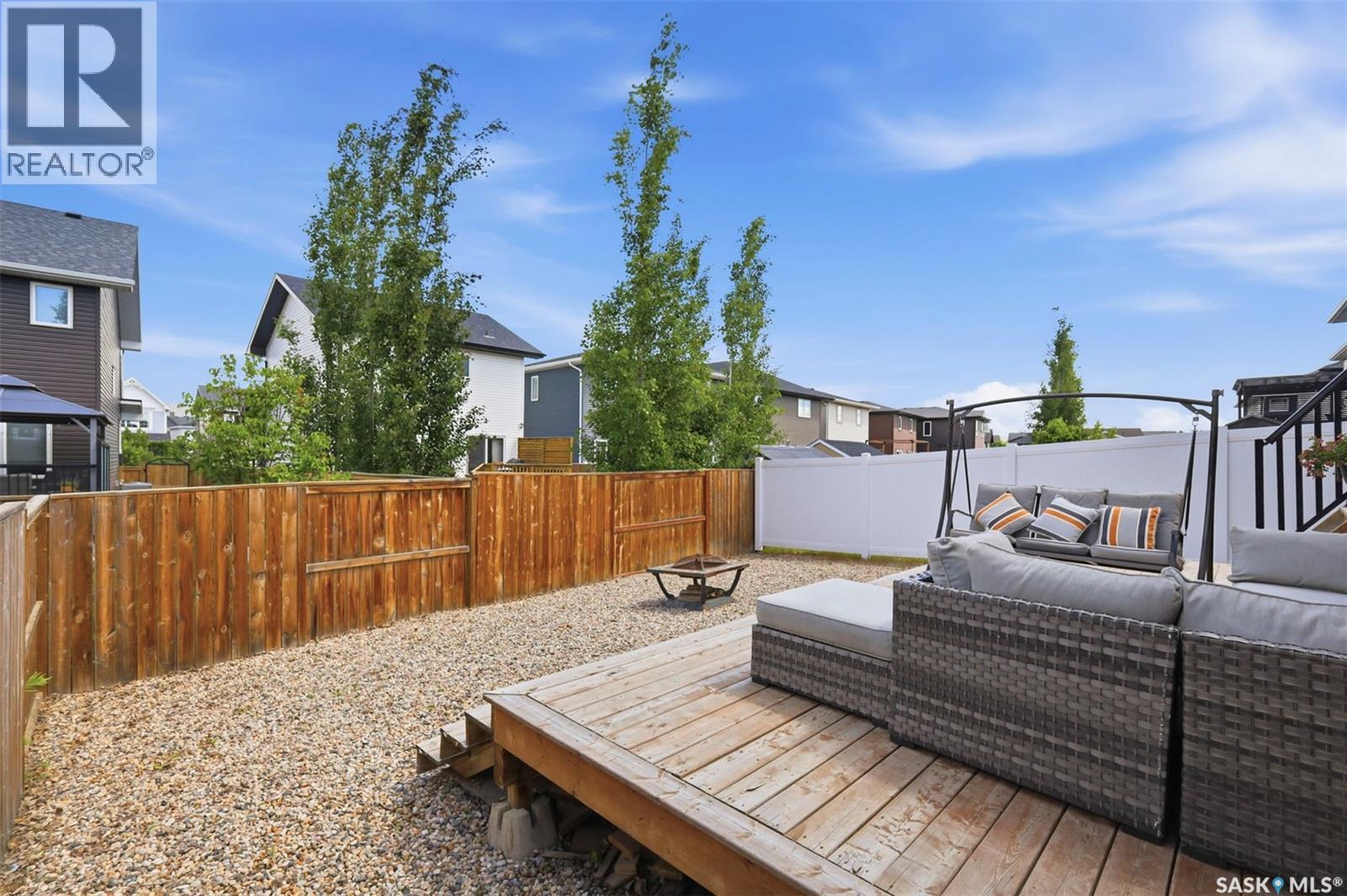 359 Underhill BEND - 37