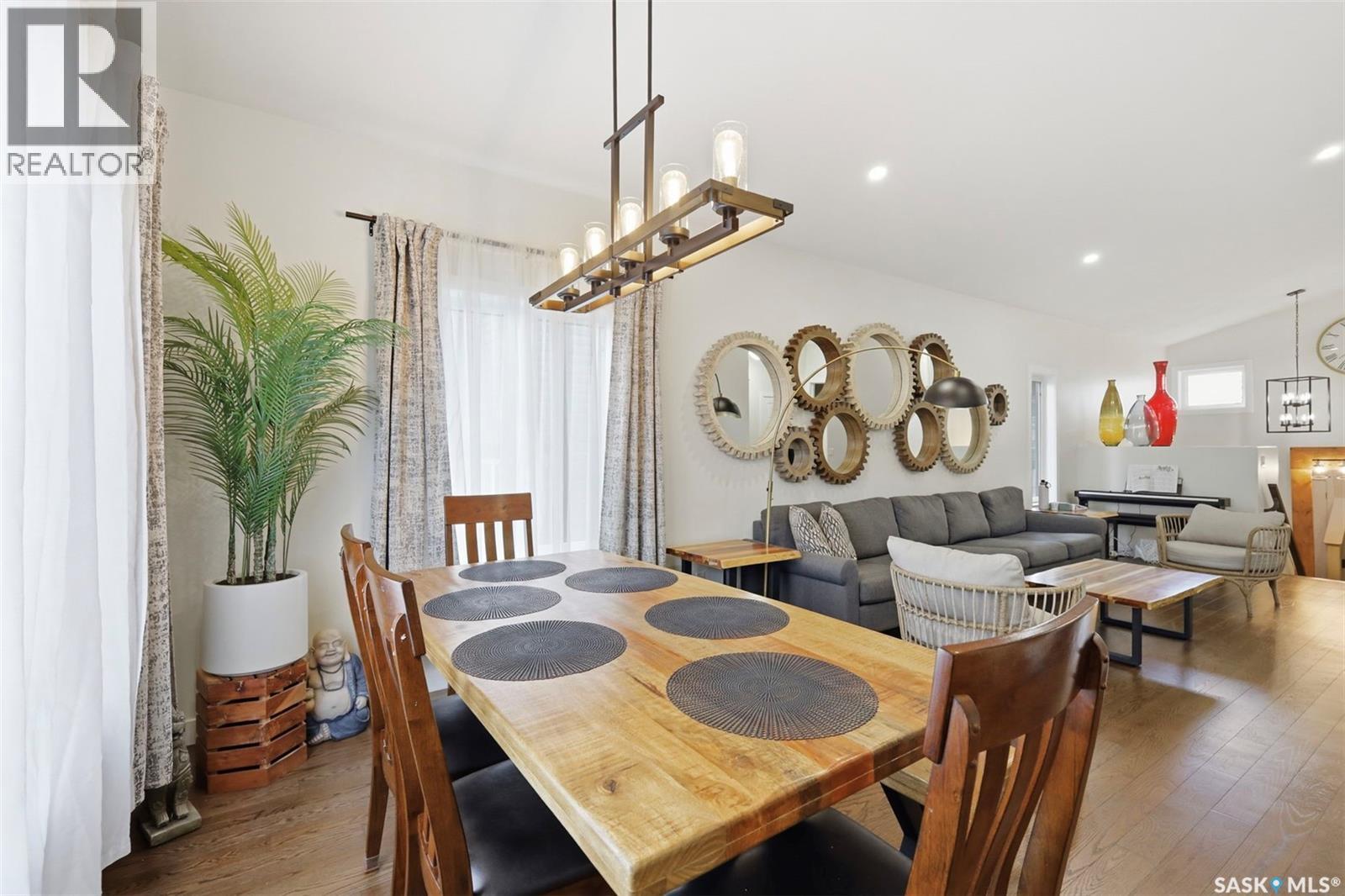 359 Underhill BEND - 6