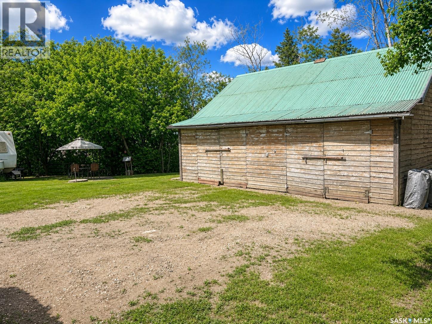 WHITE ACREAGE — photo 25