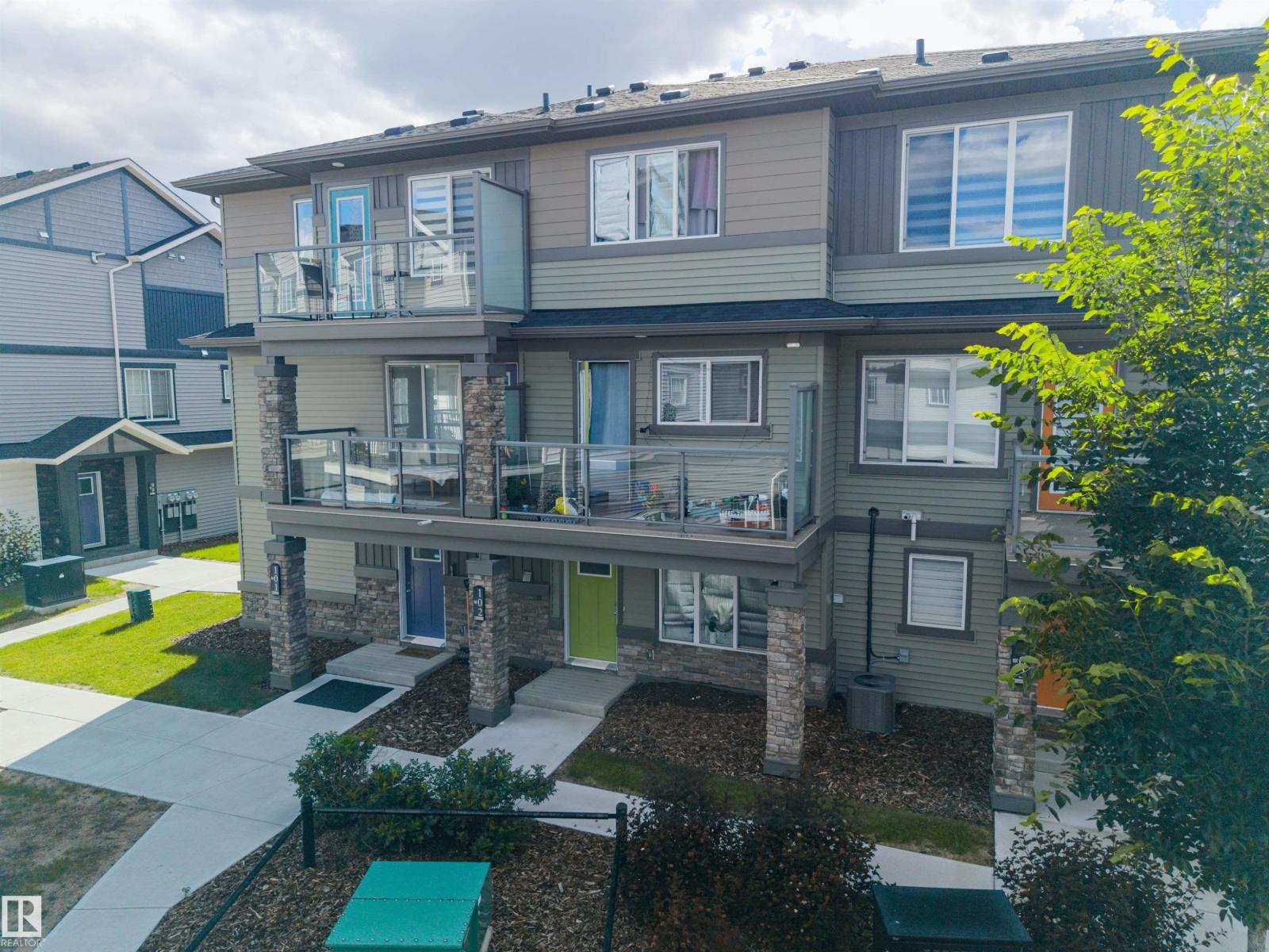 #102 1530 TAMARACK BV NW - photo 2