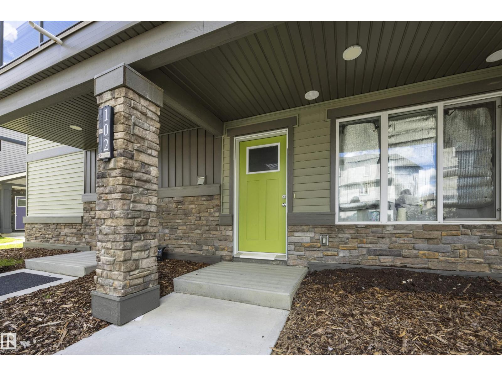 #102 1530 TAMARACK BV NW - 3