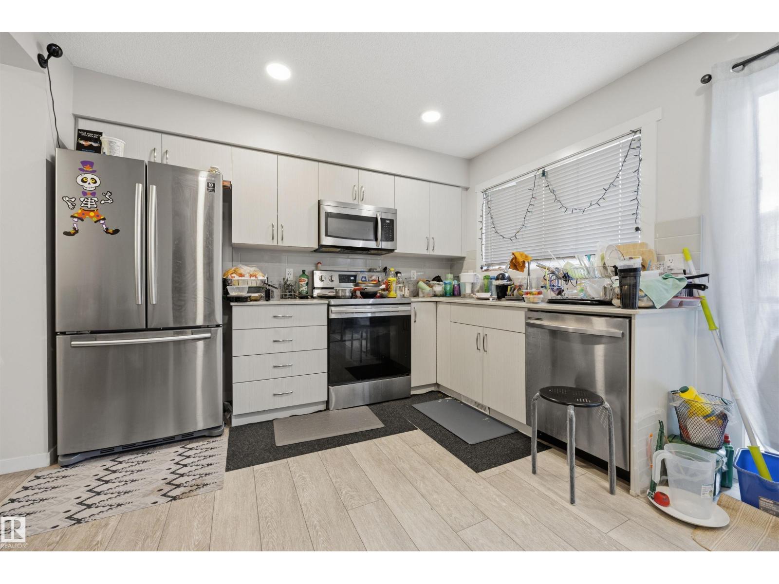 #102 1530 TAMARACK BV NW - 9