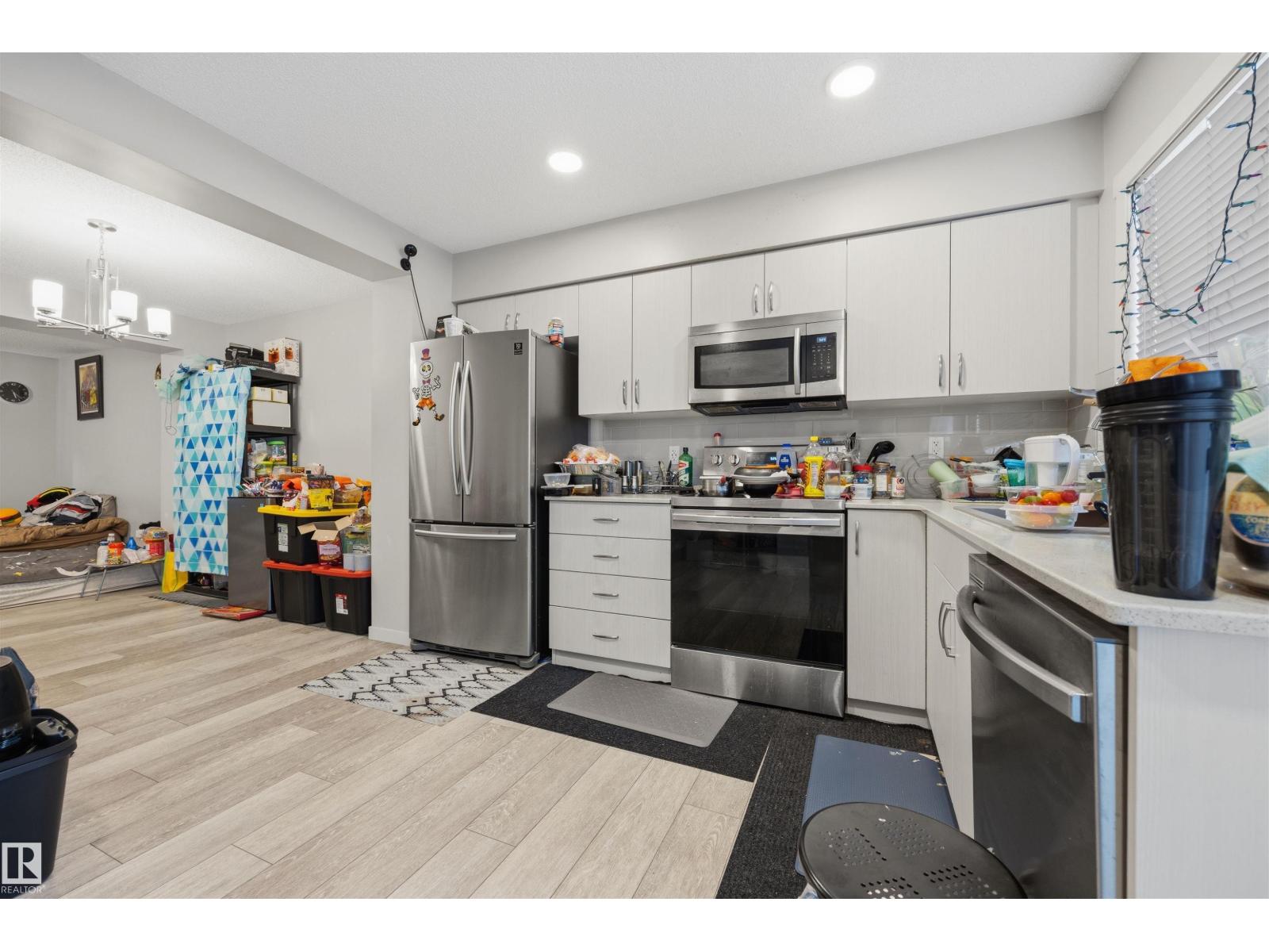 #102 1530 TAMARACK BV NW - 10