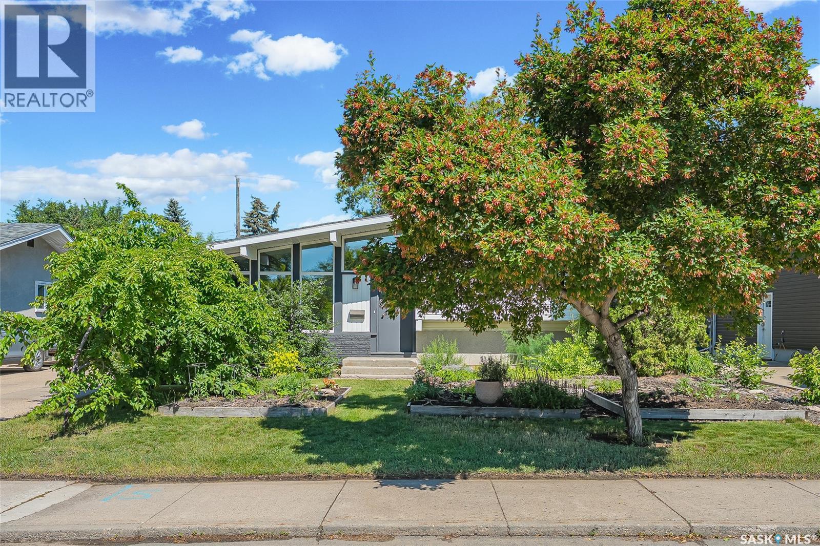 1615 Adelaide STREET E - photo 2