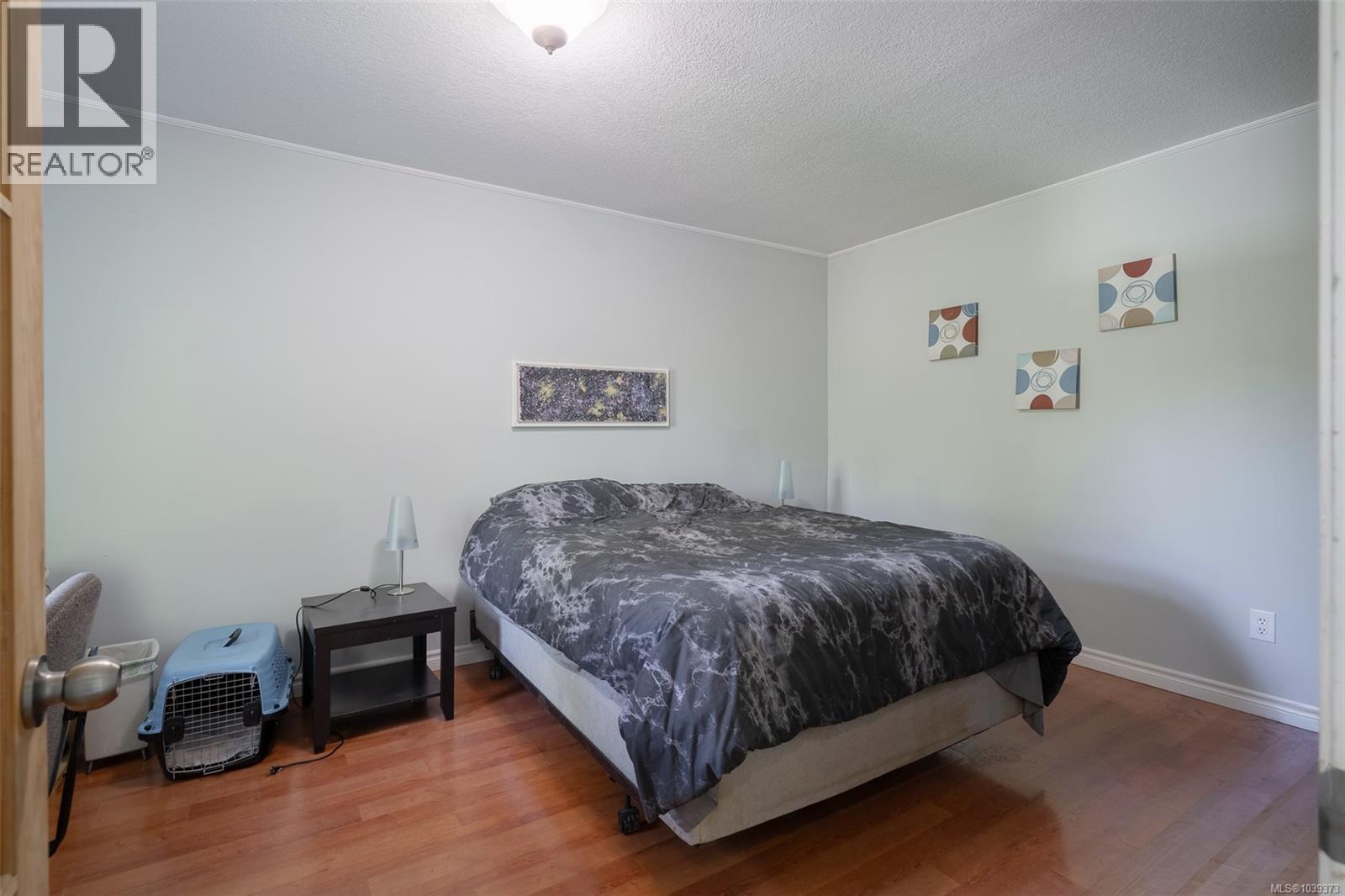 60 Porter Rd - 23