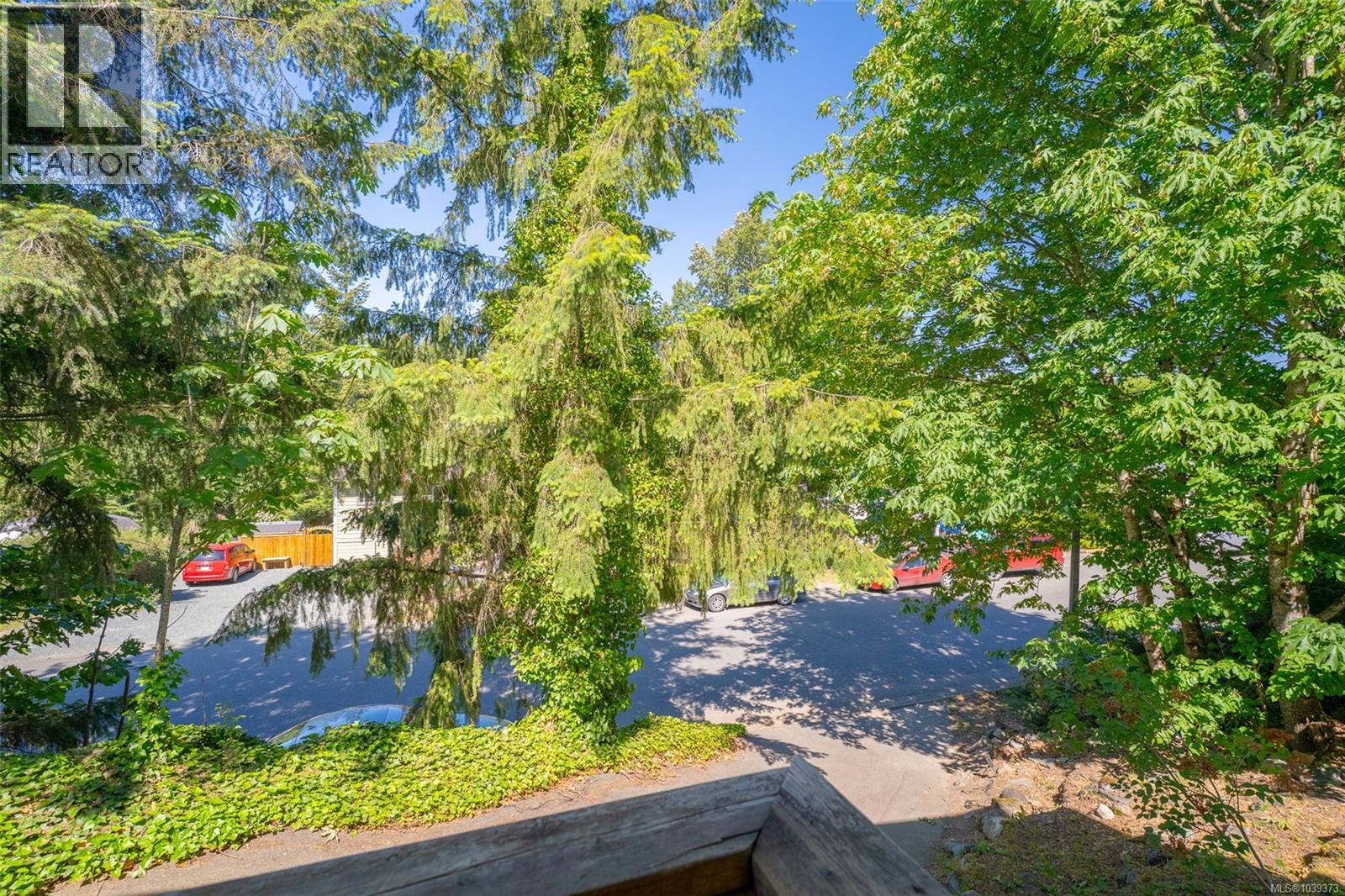 60 Porter Rd - 35