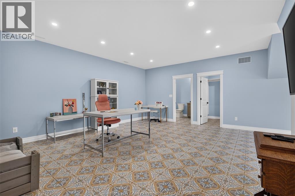 1030 LARK STREET - 24