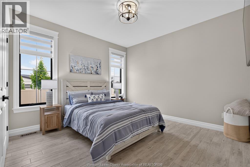 1030 LARK STREET - 37