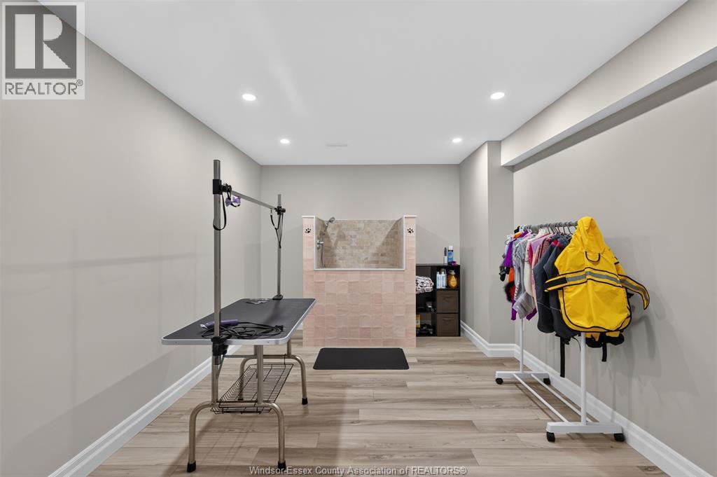 1030 LARK STREET - 40