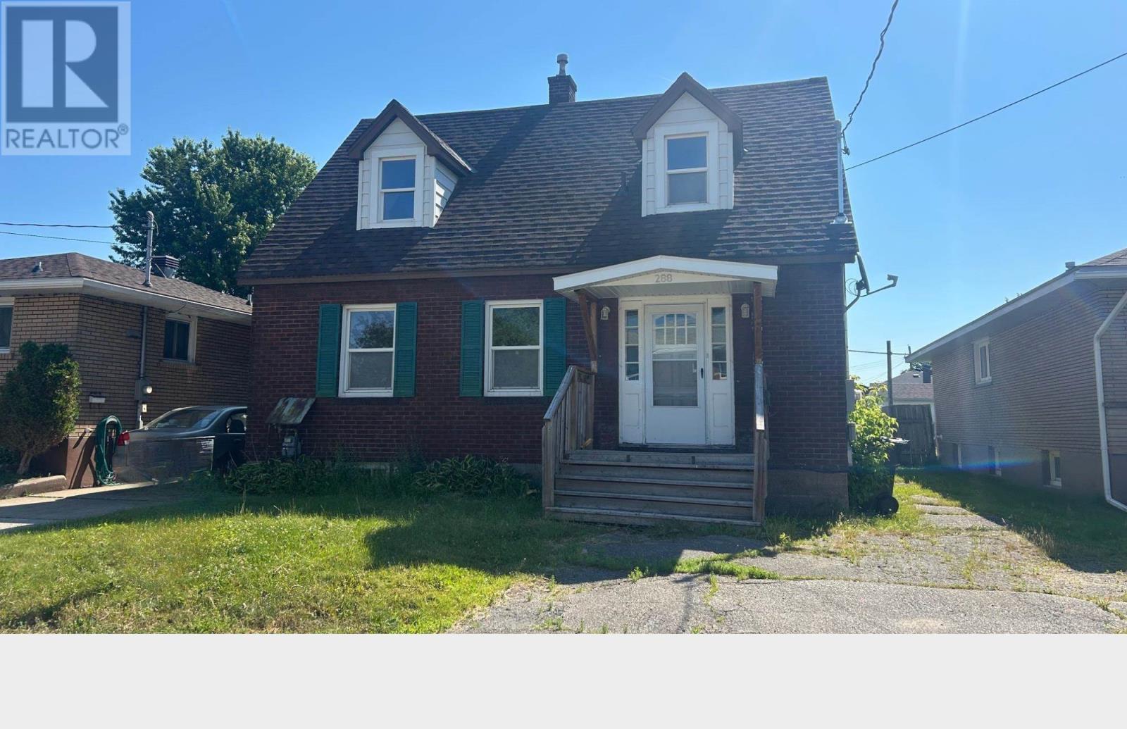 288 Patrick ST - 1
