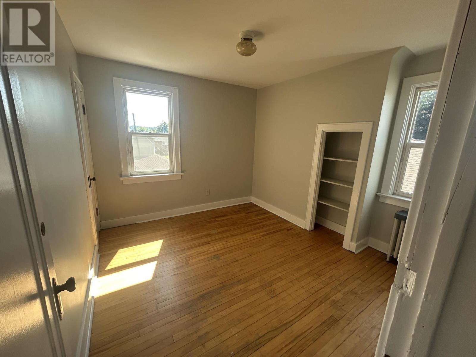 288 Patrick ST - 7