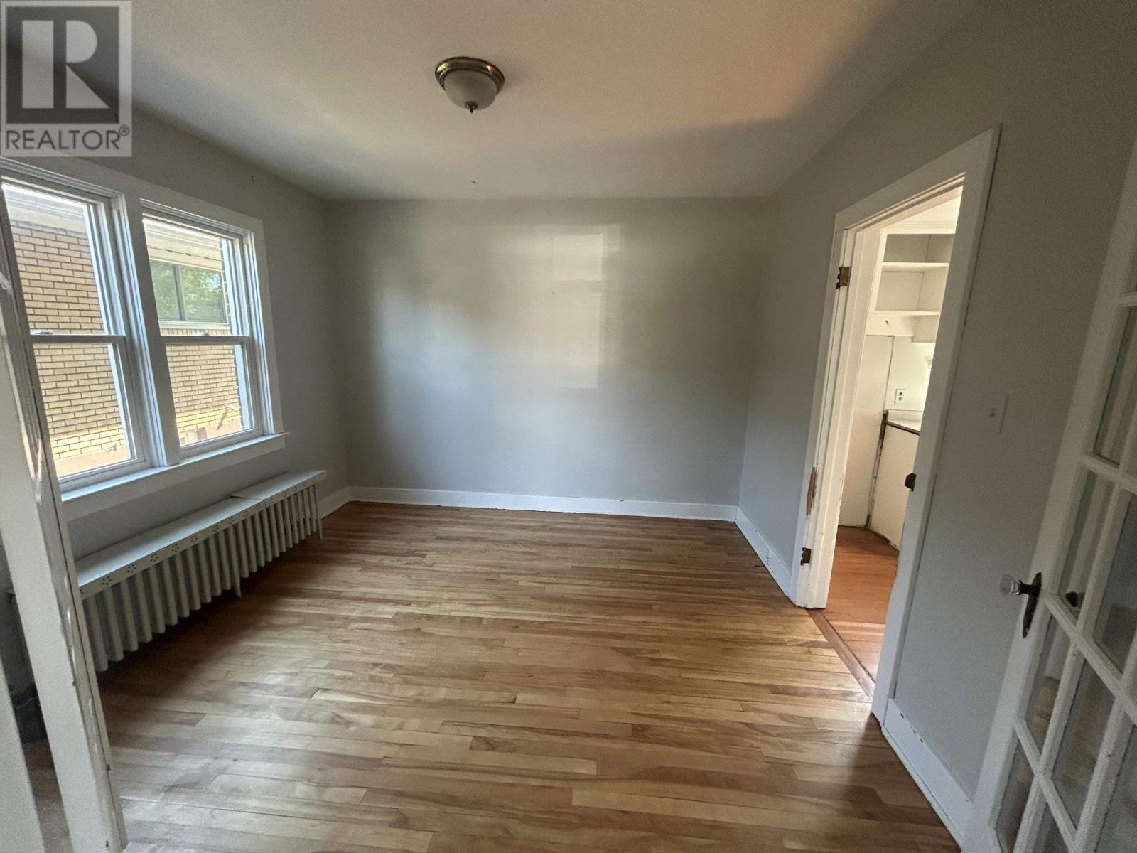 288 Patrick ST - 3