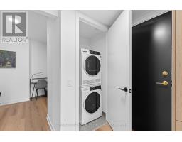 409 - 5 Lakeview (short Term) Avenue, Toronto, ON M6H0H3 Photo 16