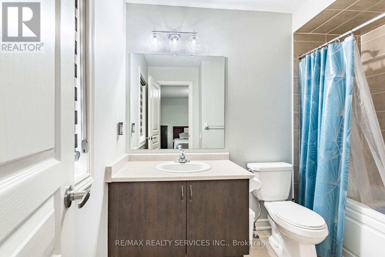 10 PINEDALE AVENUE - 30