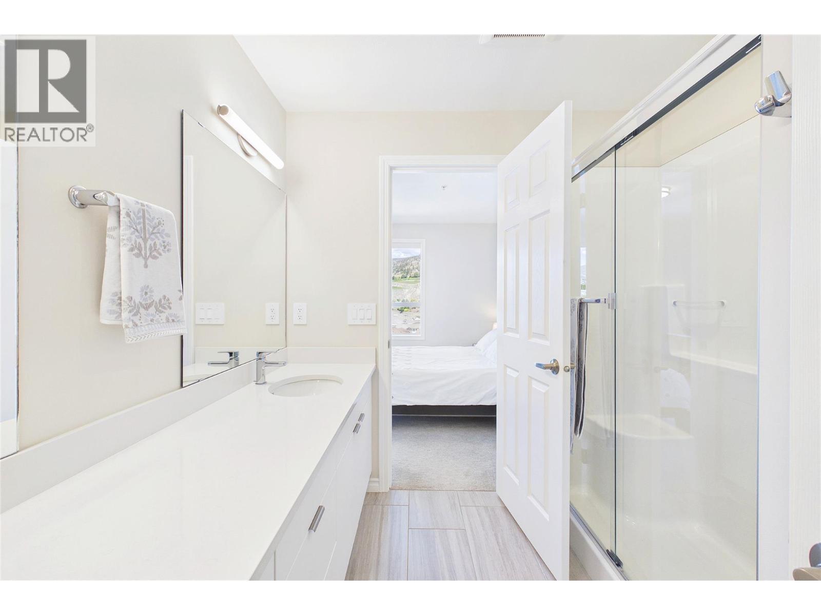 3362 SKAHA LAKE Road Unit# 701, Penticton