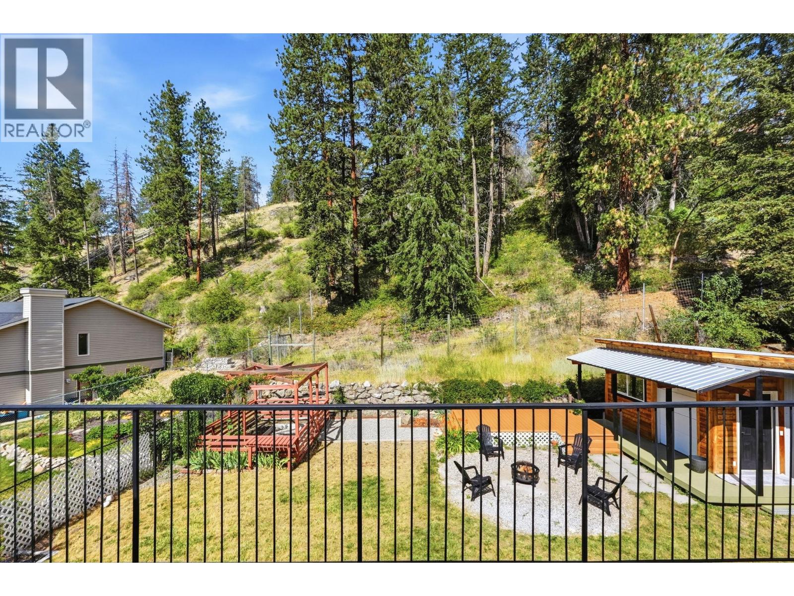 5817 Victoria Street - 20