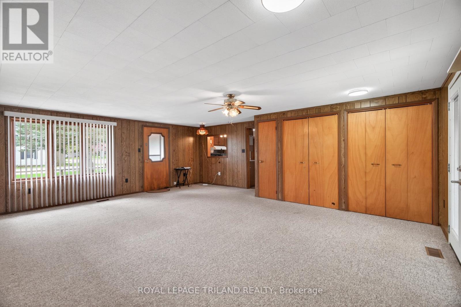 64 WELLINGTON AVENUE - 14