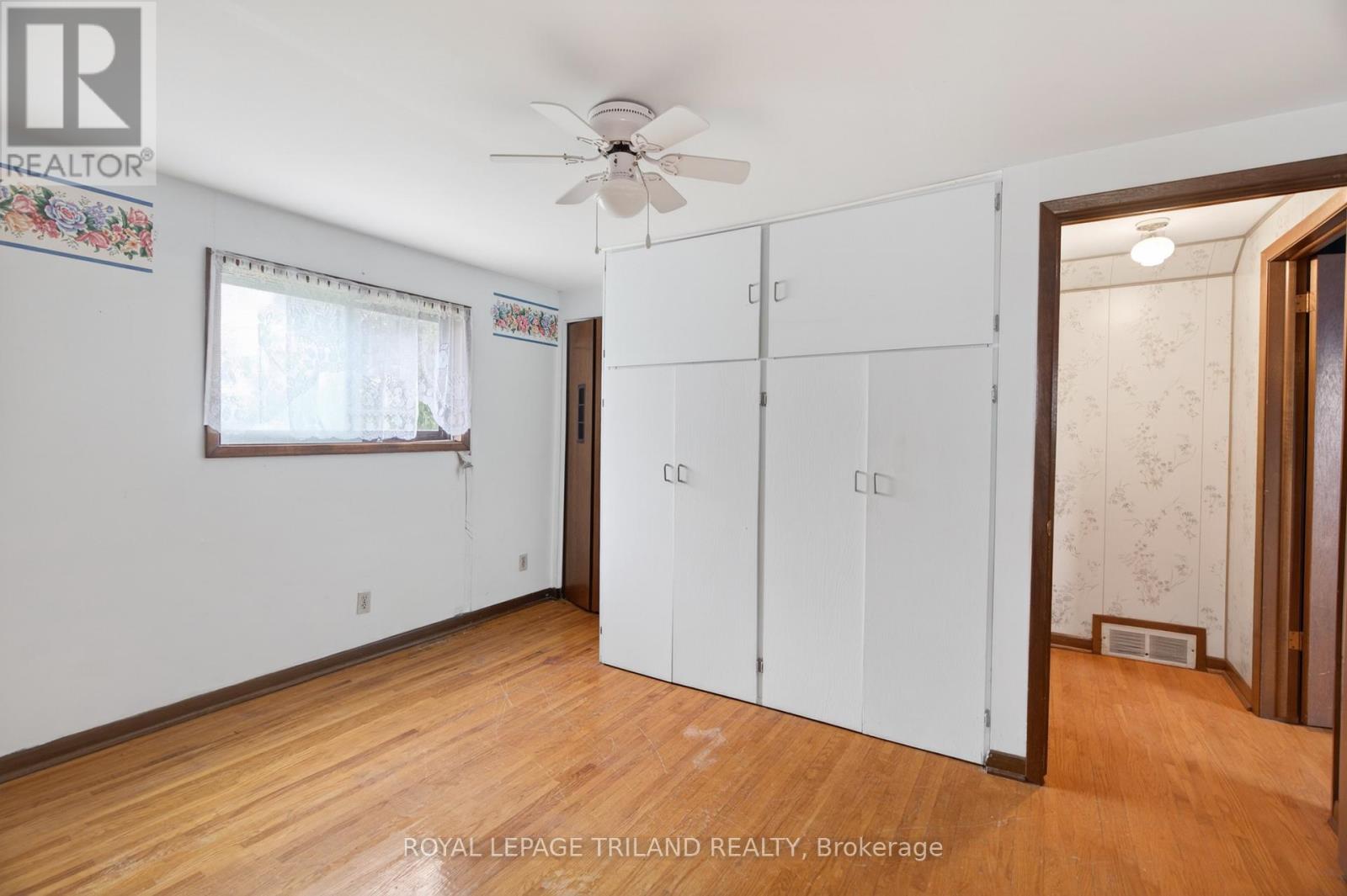64 WELLINGTON AVENUE - 31