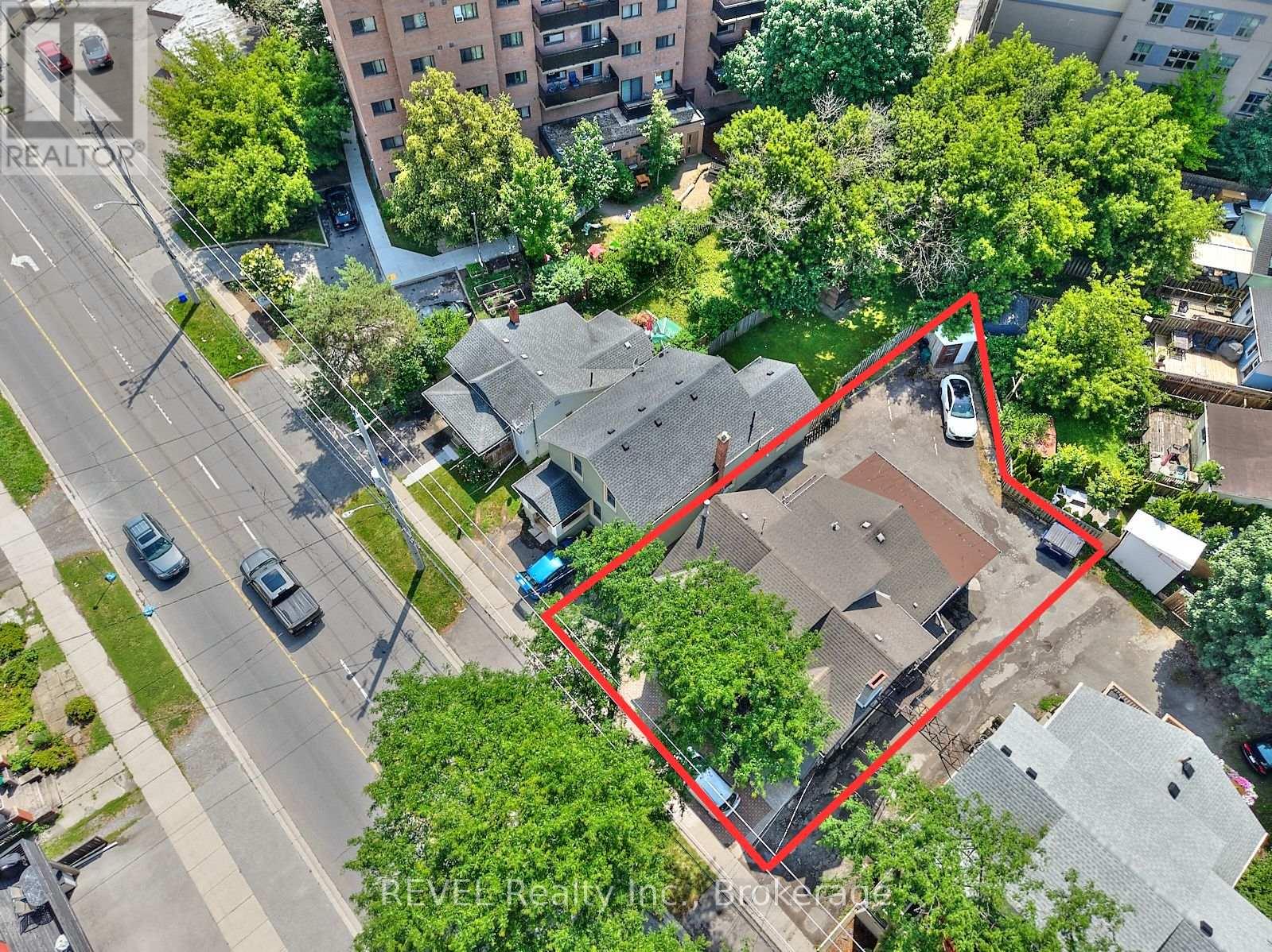 50 WELLAND AVENUE - 1