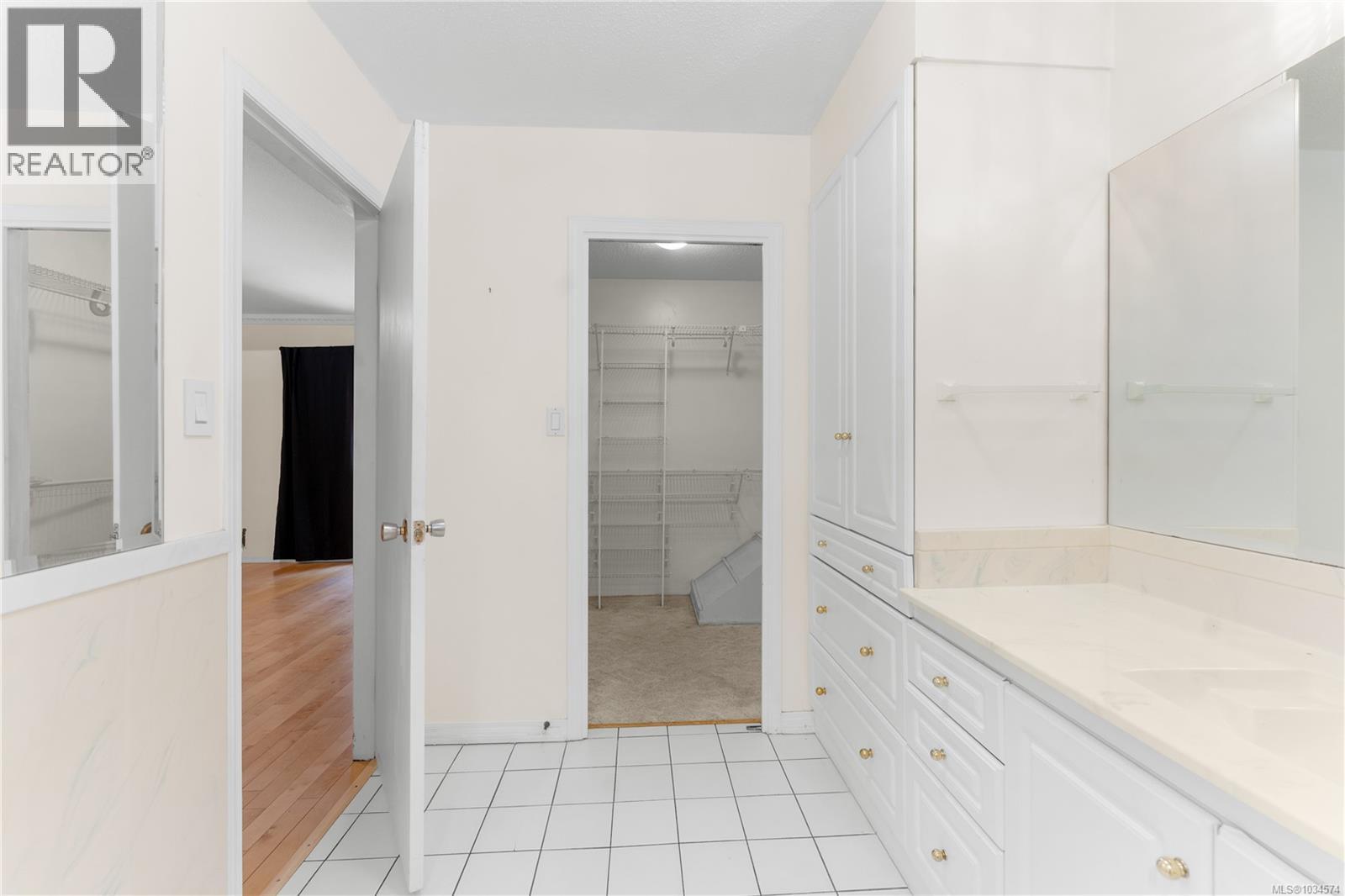 9871 Youbou Rd - 27