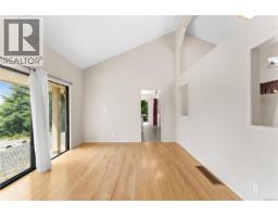 9871 Youbou Rd, Youbou, BC V0R3E1 Photo 13