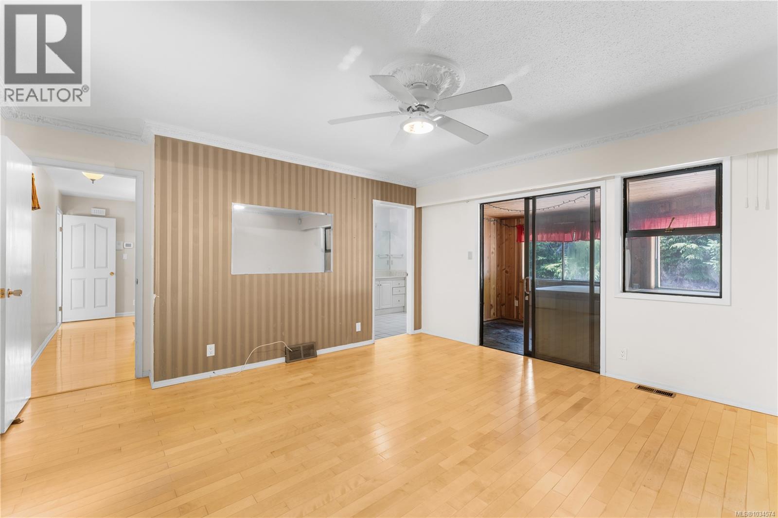 9871 Youbou Rd - 25