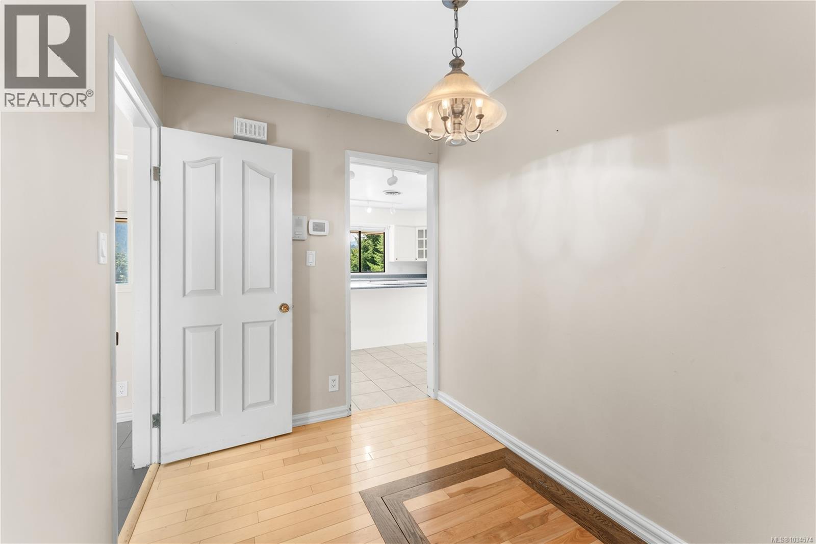 9871 Youbou Rd - 29