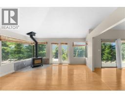 9871 Youbou Rd, Youbou, BC V0R3E1 Photo 16