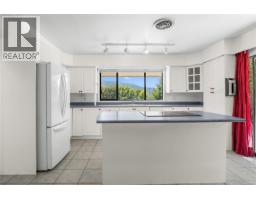 Family room - 9871 Youbou Rd, Youbou, BC V0R3E1 Photo 6