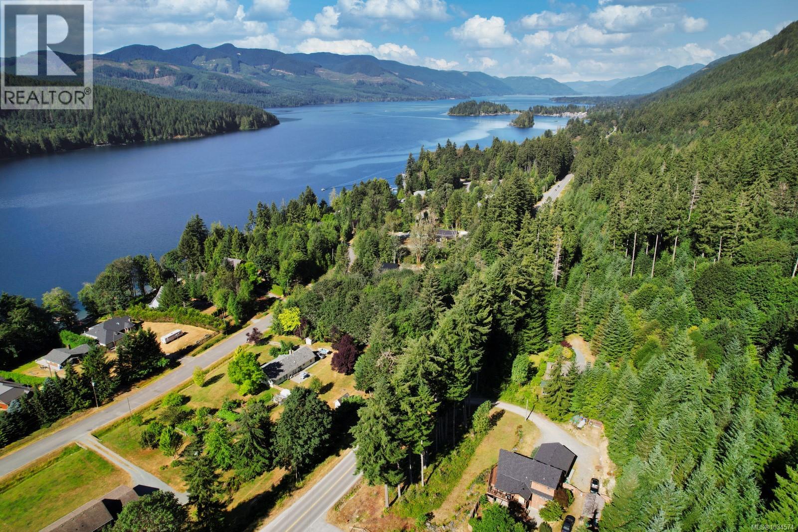9871 Youbou Rd - 34