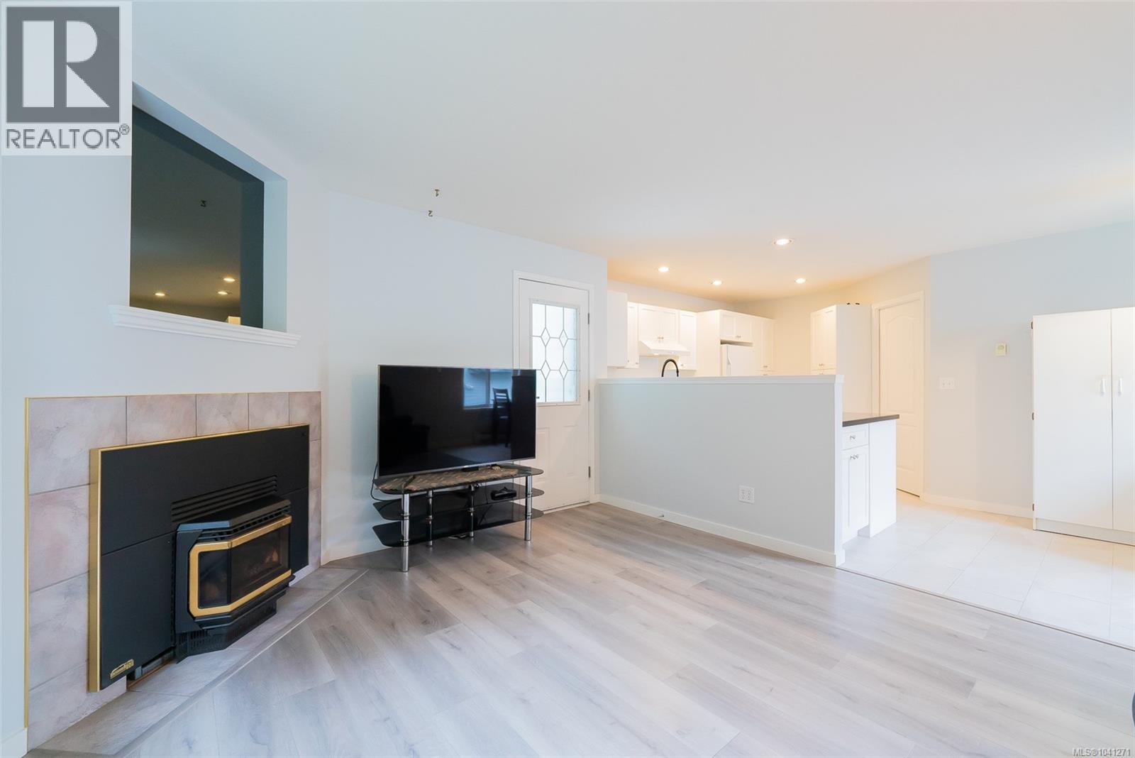 875 Brookfield Dr, Nanaimo
