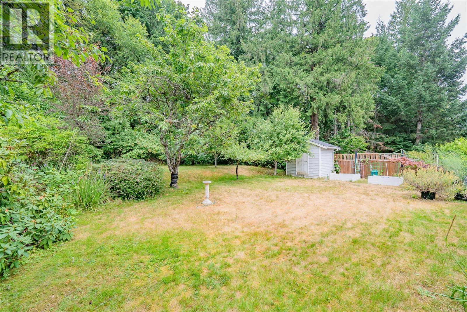 875 Brookfield Dr, Nanaimo
