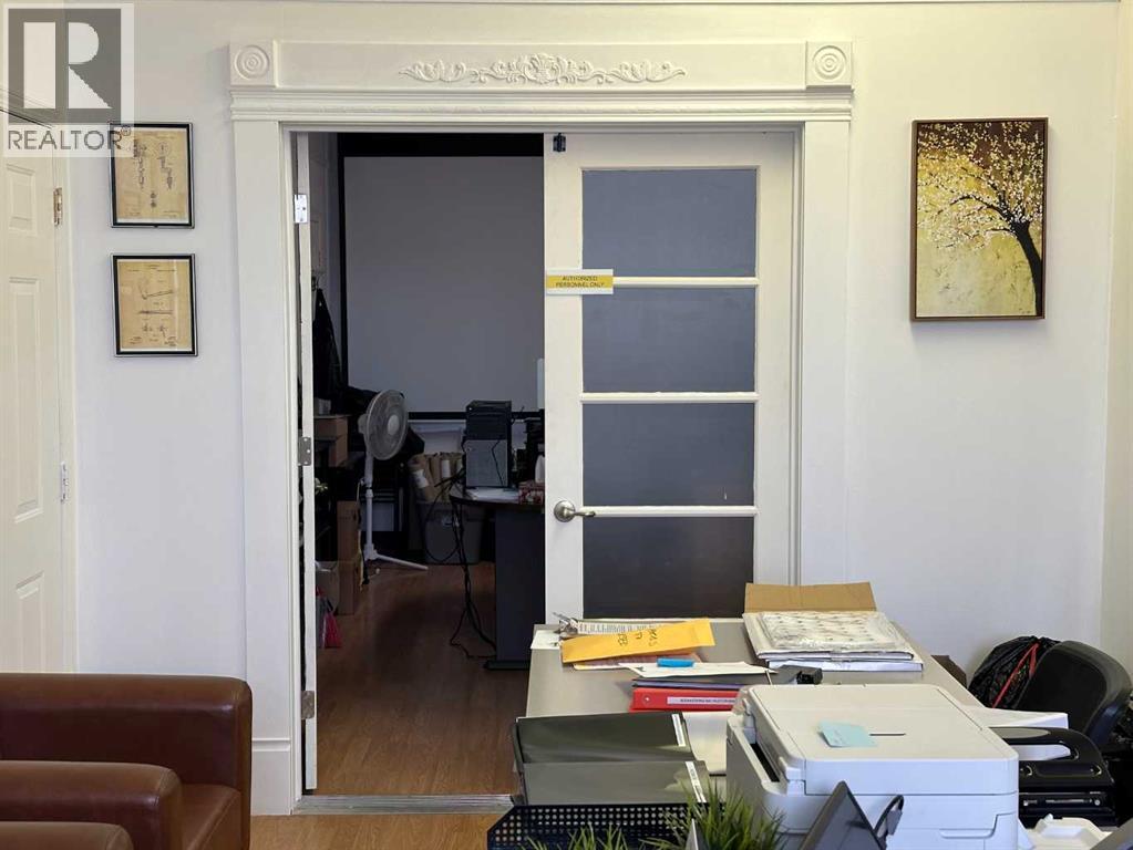 10001 101 Avenue - Photo 5