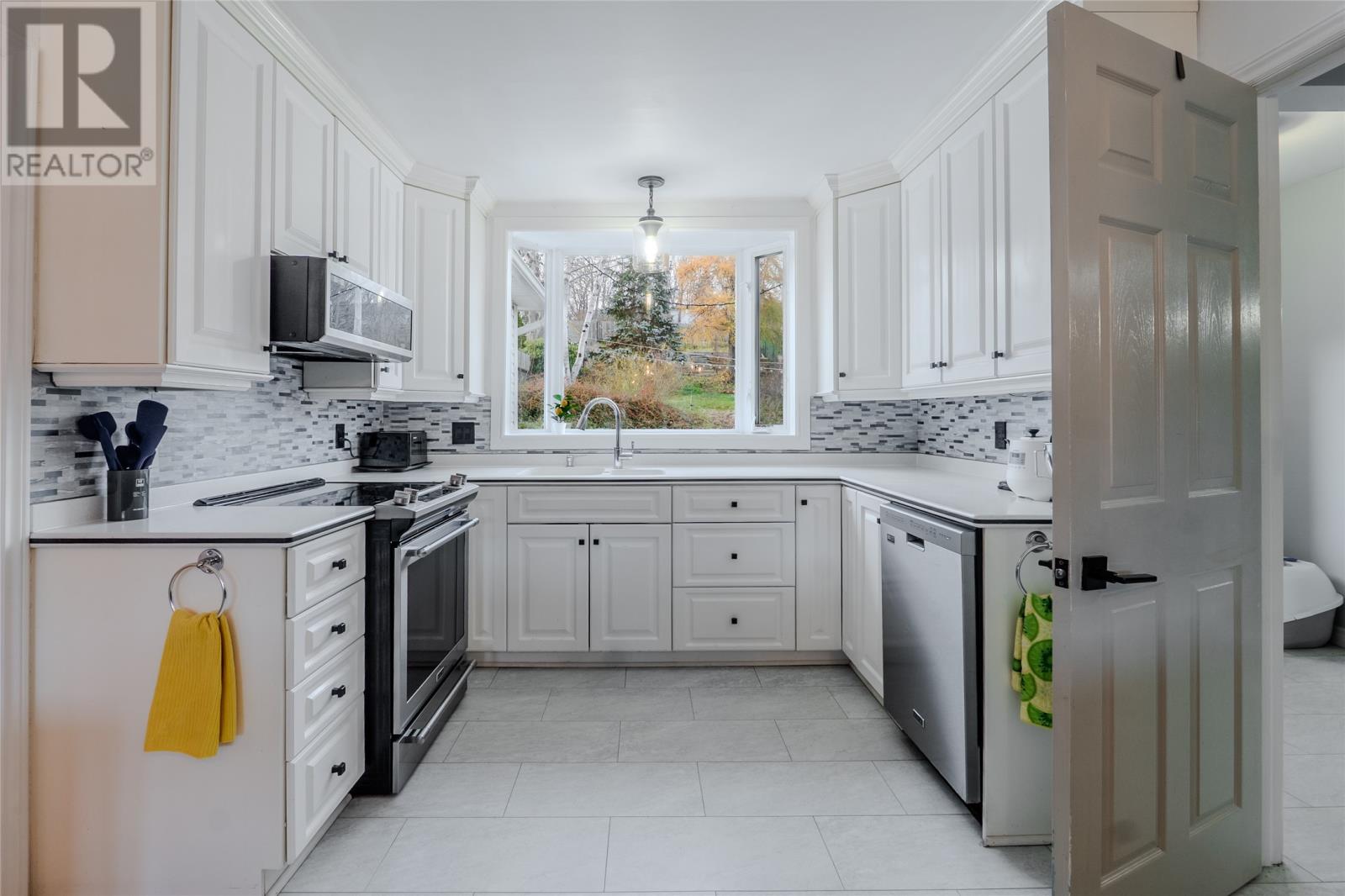322 Topsail Road - 8