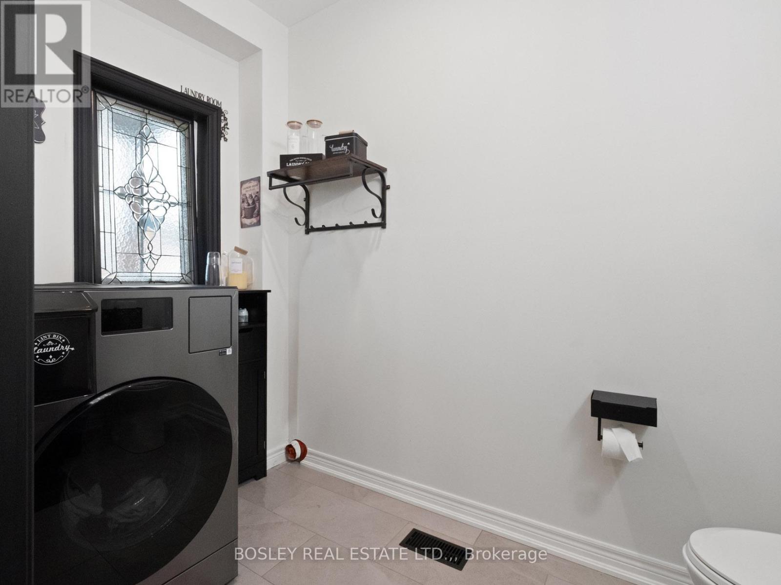 25 HAIGHT STREET - 18