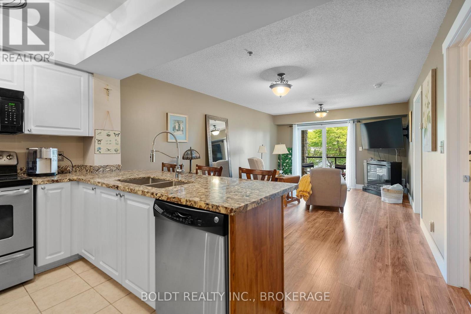 #1214 330 PRINCE CHARLES DRIVE S - 16