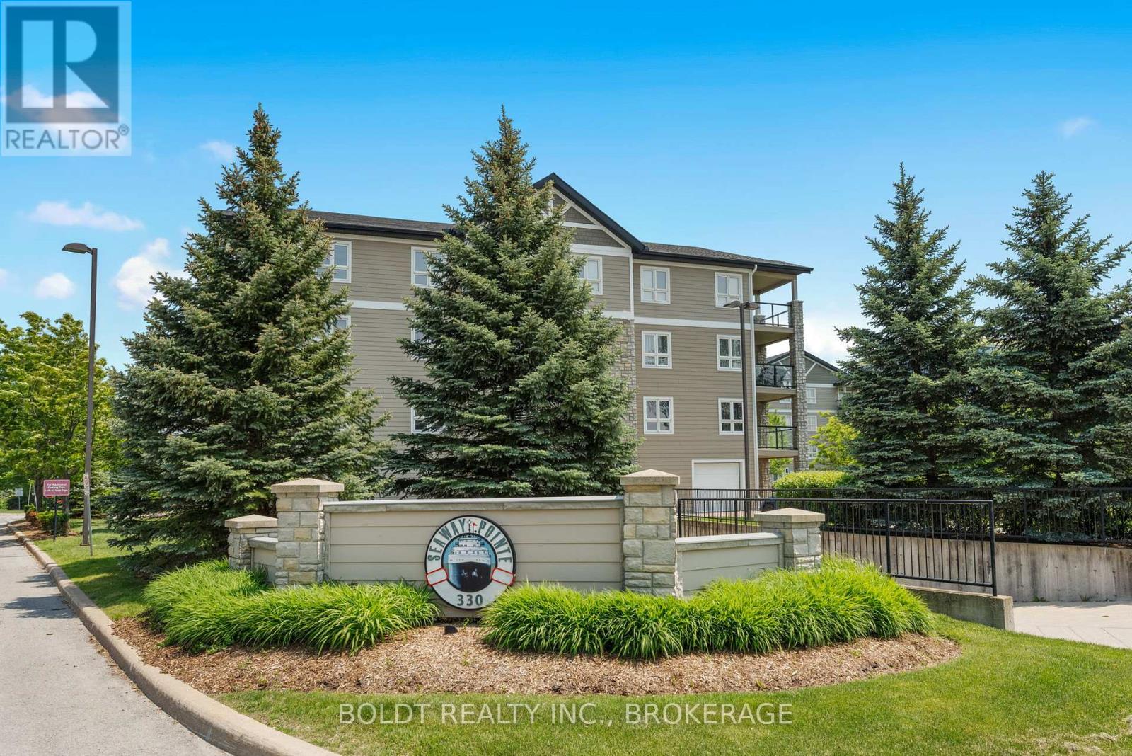 #1214 330 PRINCE CHARLES DRIVE S - 41