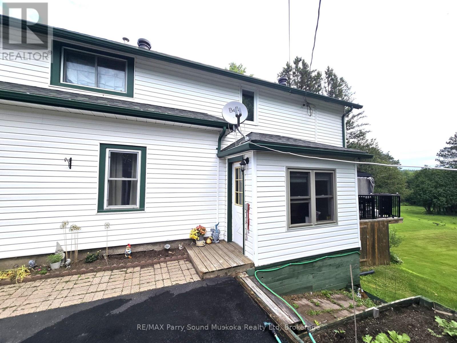 118 DIMSDALE STREET - 3