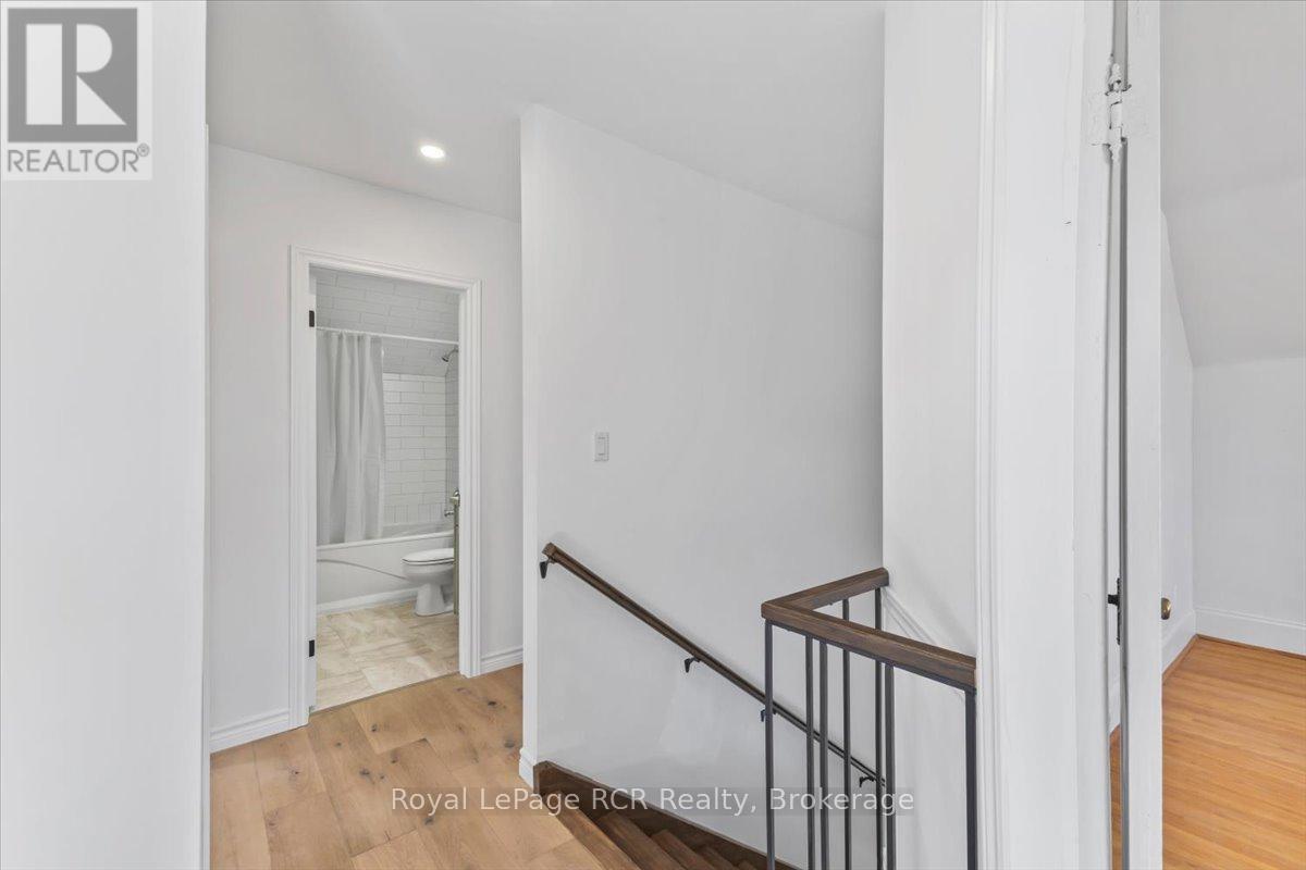 503 10TH AVENUE - 19